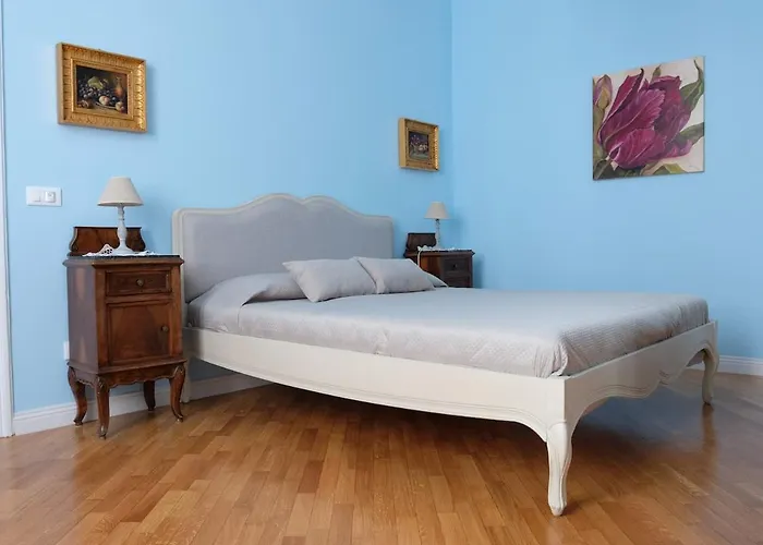 Apartment In The District Of Dolce Di Fellini Rom